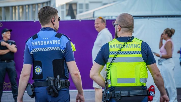 Boa Florian met collega’s tijdens zijn werk in Baarn